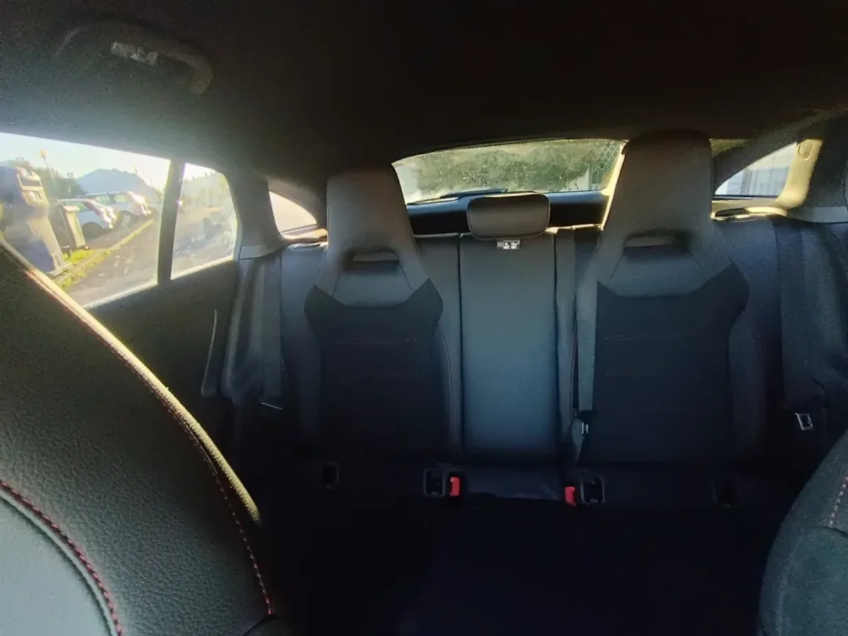 Mercedes-Benz CLA 200D Shooting Brake AMG