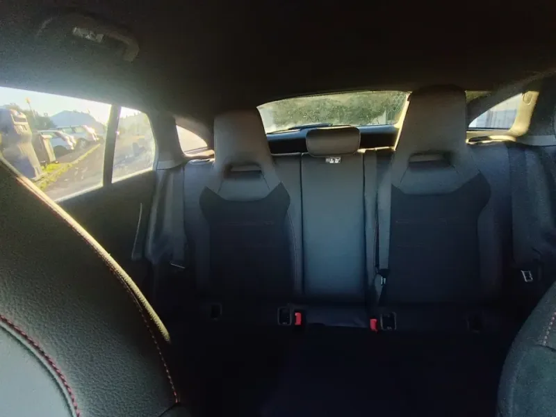 Mercedes-Benz CLA 200D Shooting Brake AMG