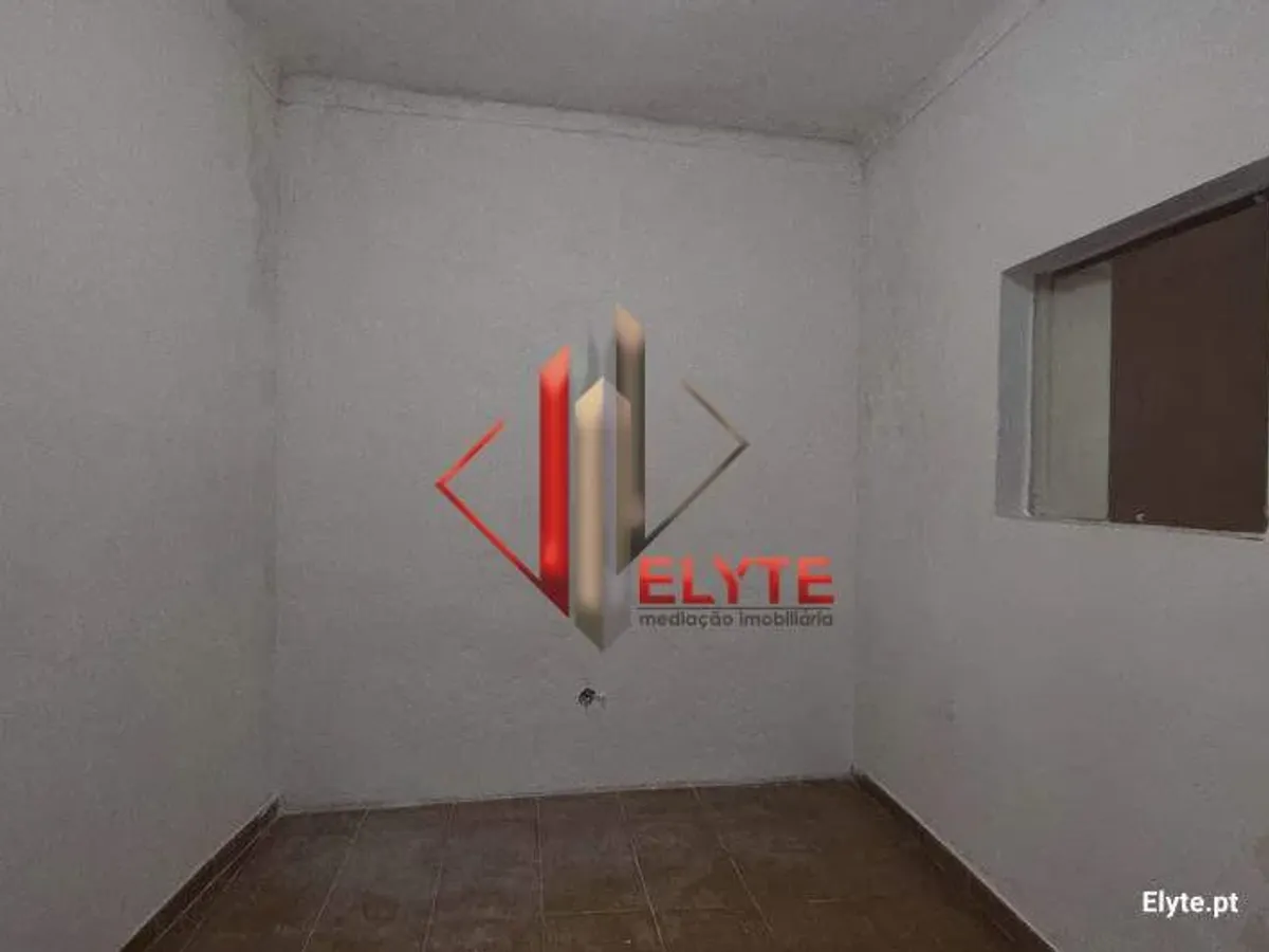 Moradia de 4 assoalhadas em Benfica do Ribatejo