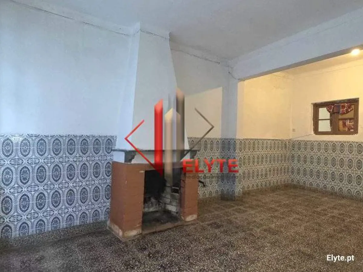 Moradia de 4 assoalhadas em Benfica do Ribatejo