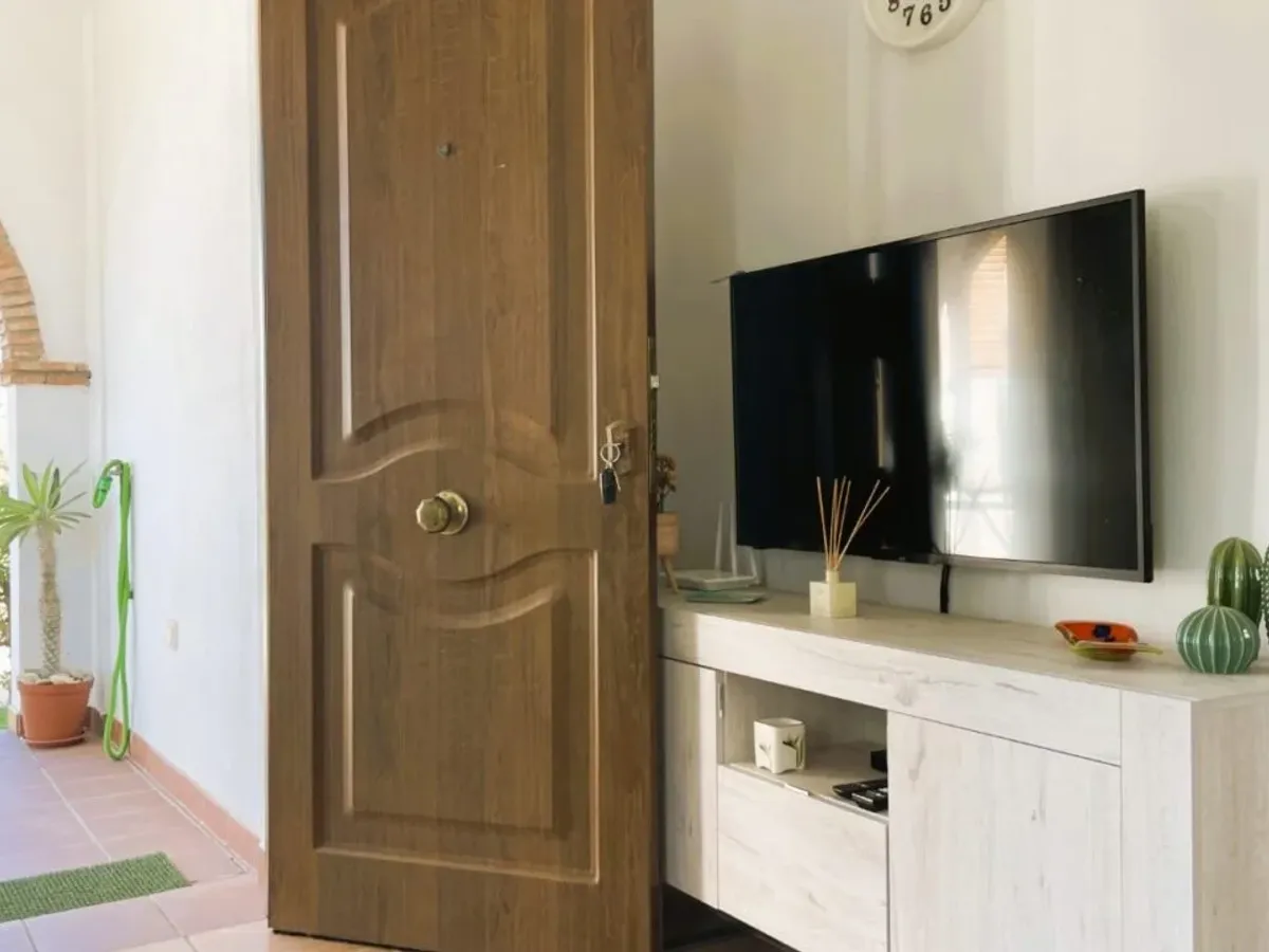 Fabulous 3-bedroom duplex with mountain views and garden in Vera playa