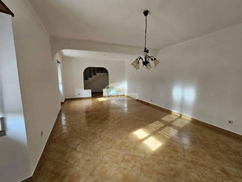 Moradia T3 em Aldeia Ribeirinha de São Marcos do Campo