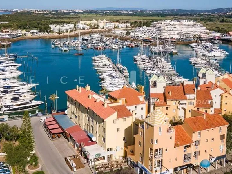 FOR SALE APARTMENT T0 PLUS 1 BEDROOM IN VILAMOURA MARINA