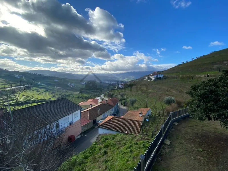 Moradia a 6,3 km da Régua