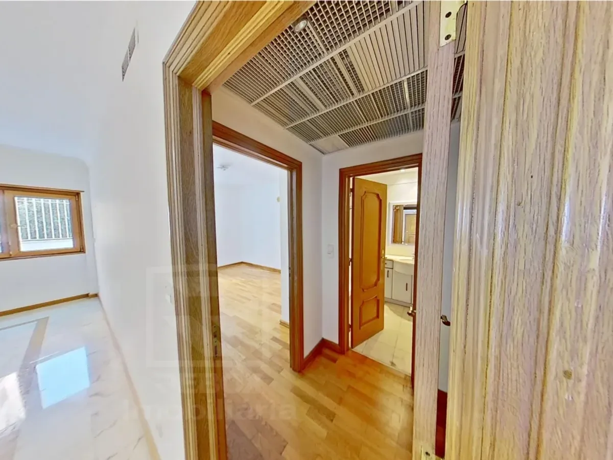 Apartamento de Luxo T1 Quinta das Conchas com box fechada e grande Terraço