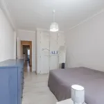 Apartamento T2 em Carcavelos, com arrecadação 16
