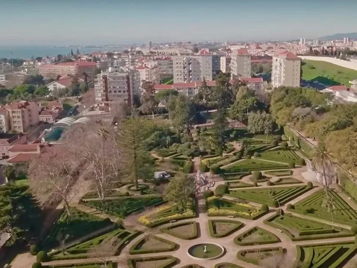Terreno na Ajuda com Projeto - Pólo Universitário