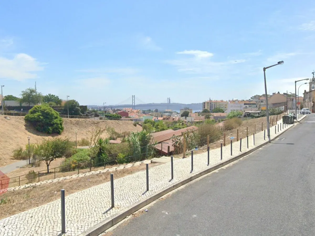 Terreno na Ajuda com Projeto - Pólo Universitário