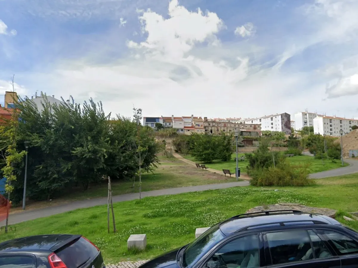 Terreno na Ajuda com Projeto - Pólo Universitário