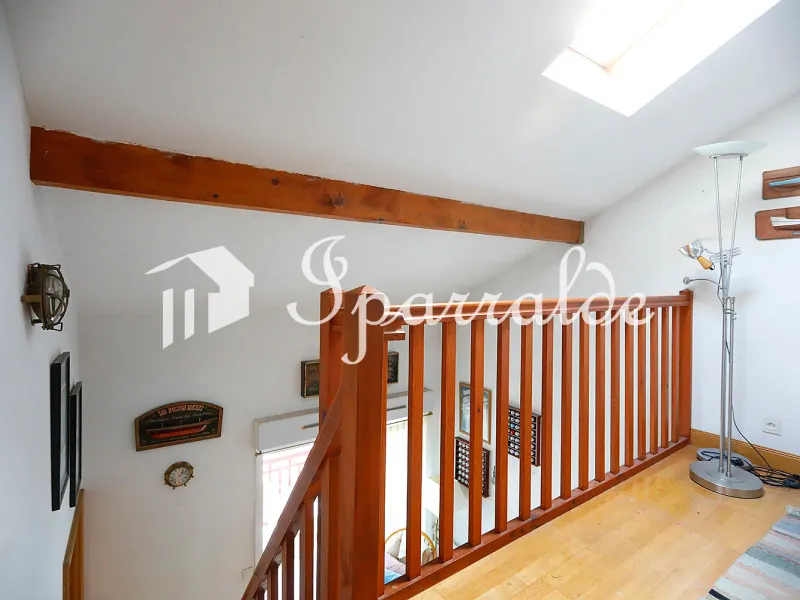 Hendaia Playa – Vivienda de 2 habs en última planta – Garaje cerrado – Vistas despejadas