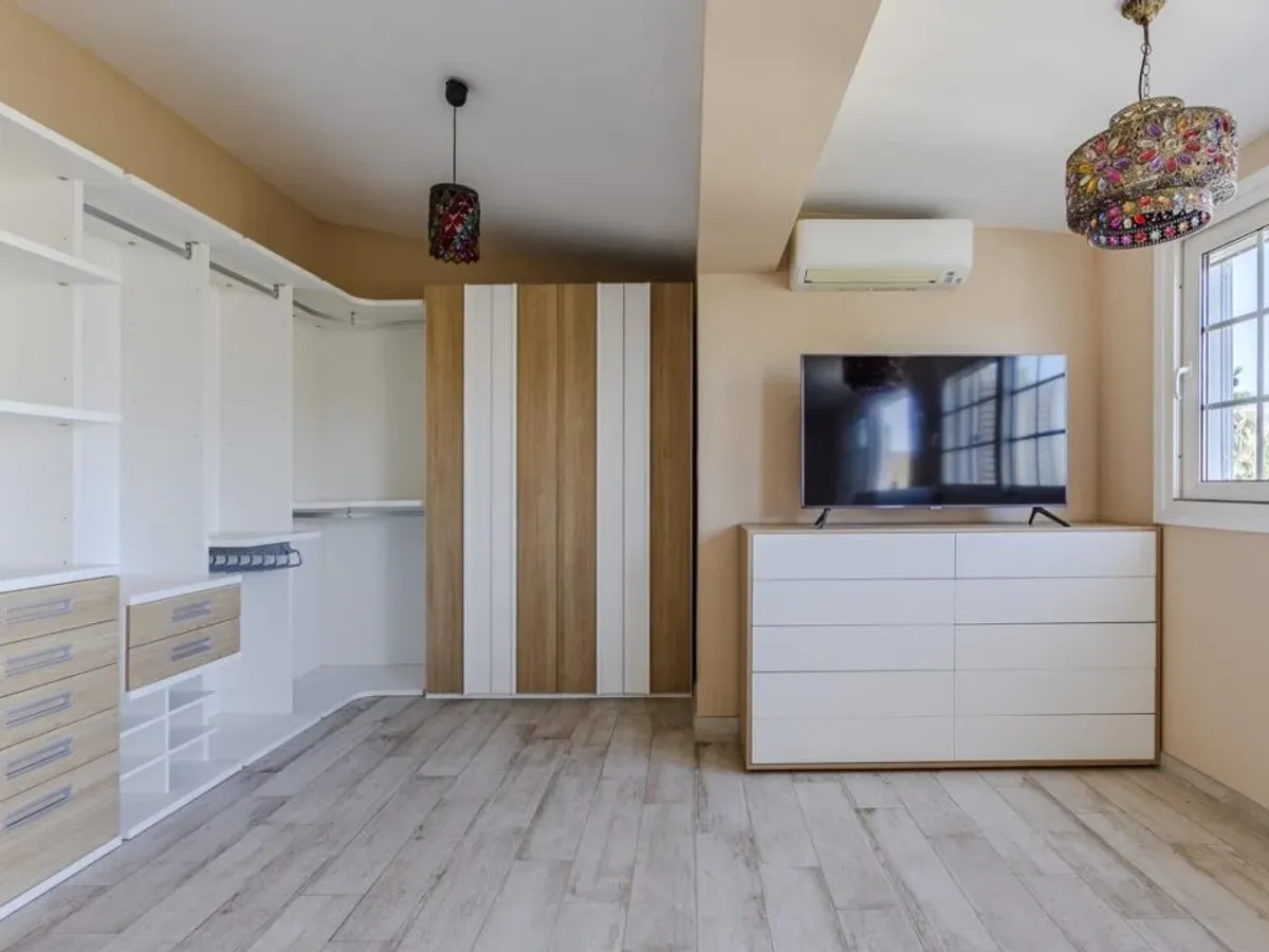 VIVIENDA ADOSADA EN ENVIA GOLF REF:2338