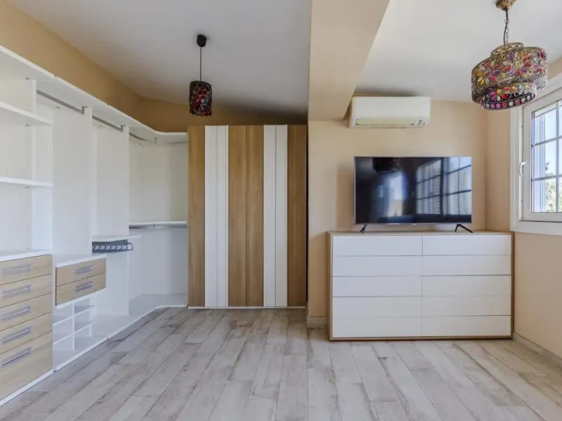 VIVIENDA ADOSADA EN ENVIA GOLF REF:2338