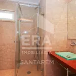 Moradia T6 com Piscina no Centro da Cidade Santarém 8