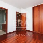 Moradia T6 com Piscina no Centro da Cidade Santarém 15
