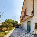 Moradia T3 em banda Famões Investimento 2