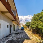 Moradia T3 em banda Famões Investimento 4