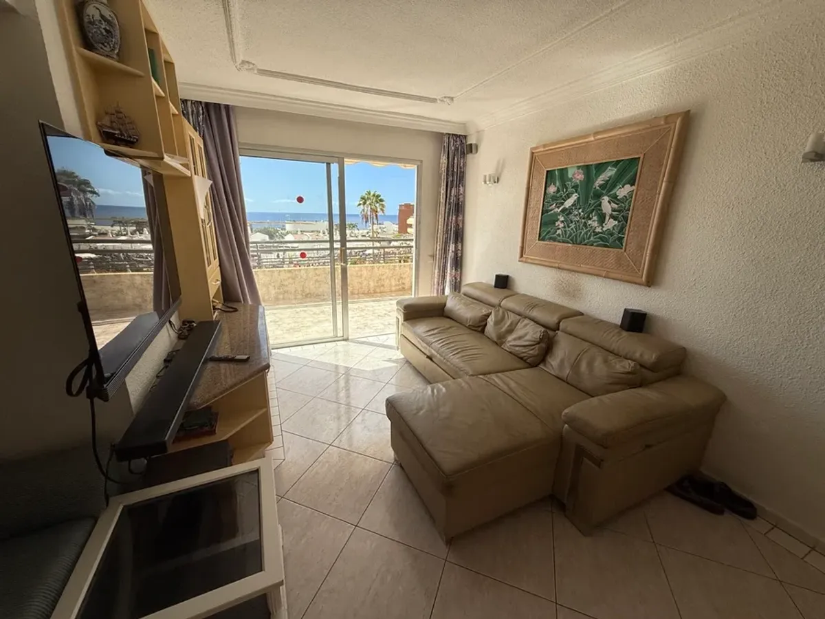 Brilliant 2 bedroom corner apartment in Santa Maria for sale