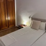 PISO DE CUATRO HABITACIONES EN SAN ROQUE 4