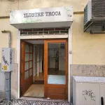 Loja em localização premium c/ muita passagem 5