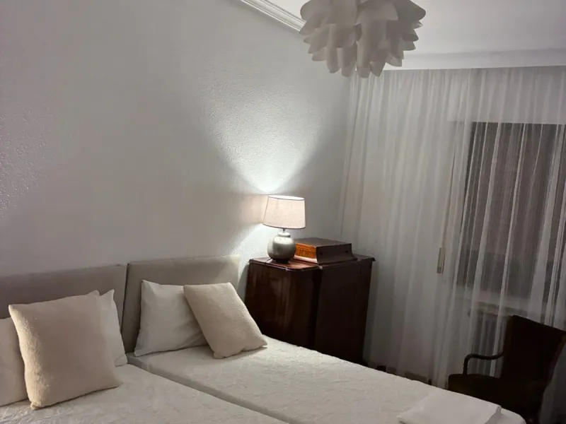 PISO DE CUATRO HABITACIONES EN SAN ROQUE