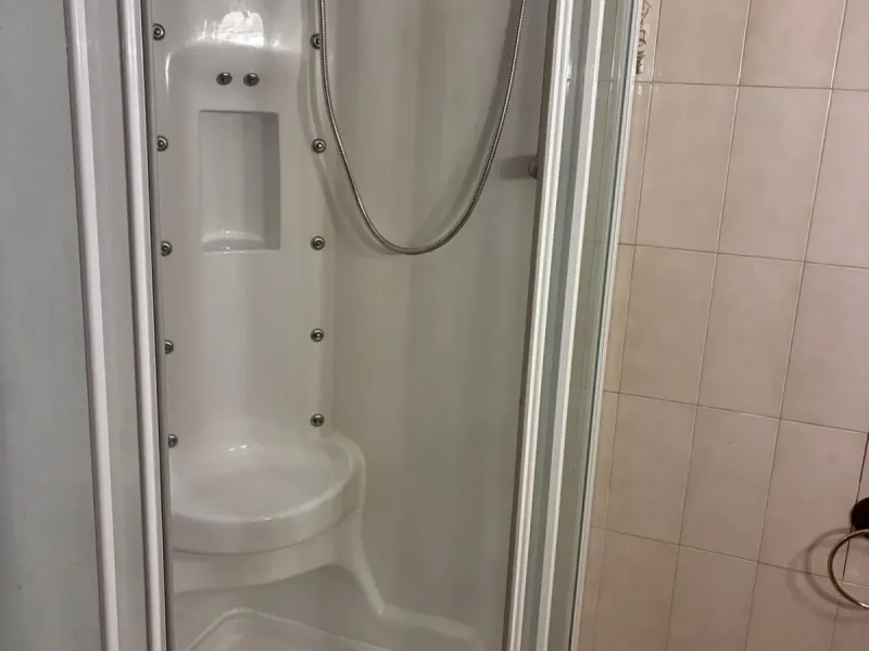 PISO DE CUATRO HABITACIONES EN SAN ROQUE