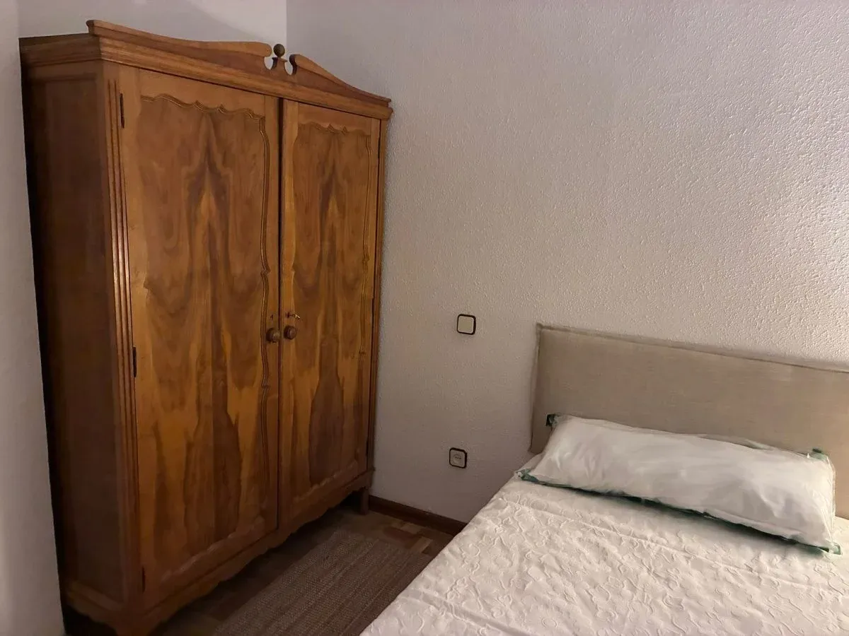 PISO DE CUATRO HABITACIONES EN SAN ROQUE