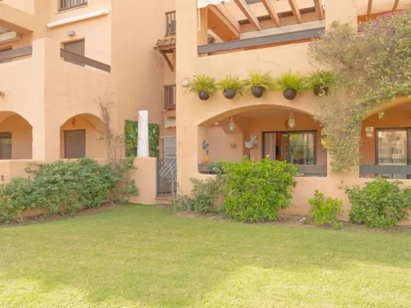 2 bed, 2 bath 2 Bed Apartment for sale in Estepona Costa Del Sol, Málaga, Spain.