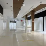 Gros, Plaza Cataluña. Muy comercial. 3