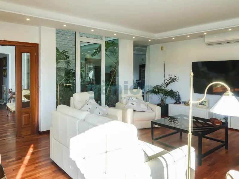 CASA CANTONERA A TORRES DE PALAU II. 601M² DE PARCEL.LA I 317M² CONSTRUITS