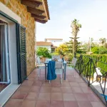 Chalet adosado en venta con piscina en Badia Gran 5