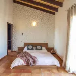 Chalet adosado en venta con piscina en Badia Gran 6