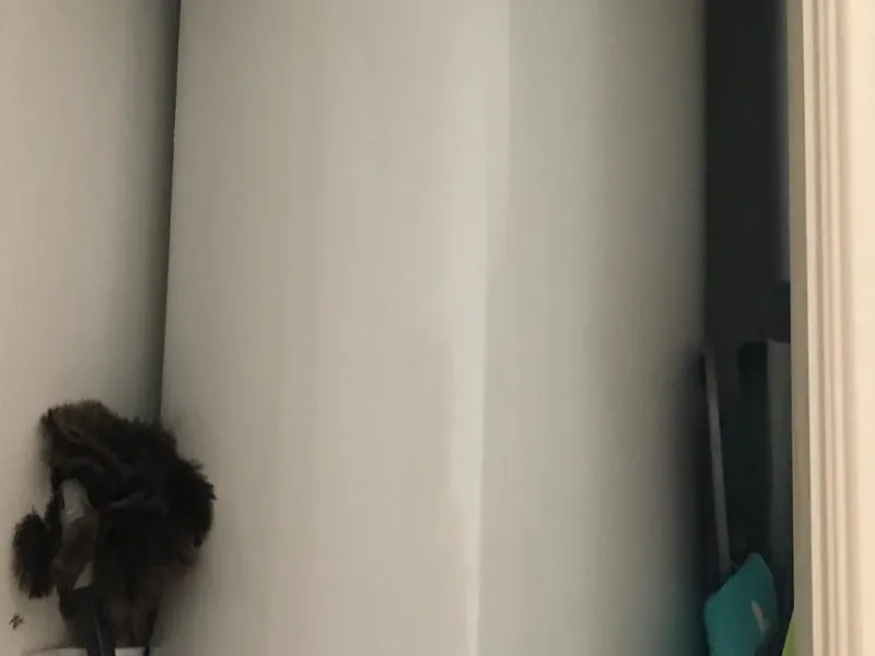 MIDDLE FLOOR APARTMENT