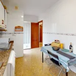 Piso de 4 habitaciones en Tarragona 10