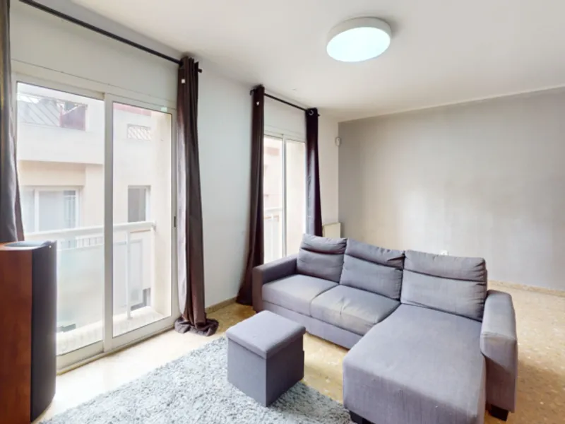 Piso de 4 habitaciones en Tarragona