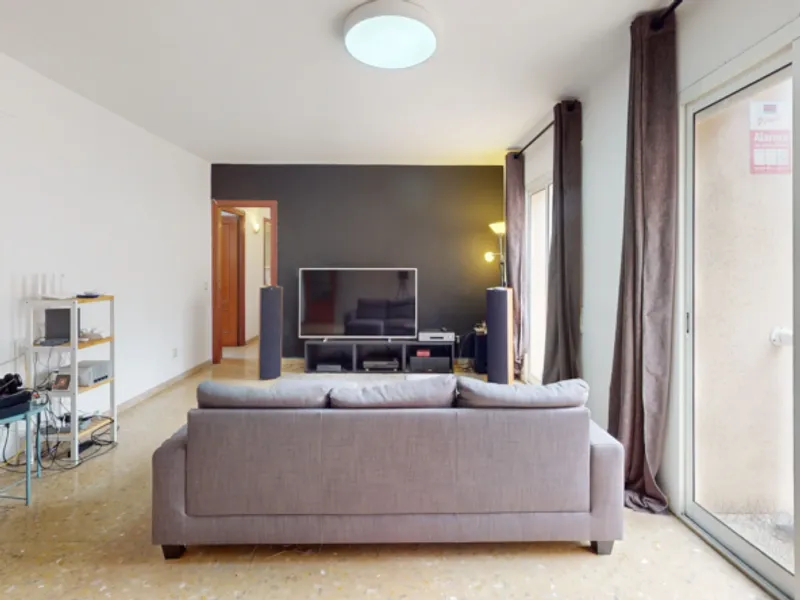 Piso de 4 habitaciones en Tarragona