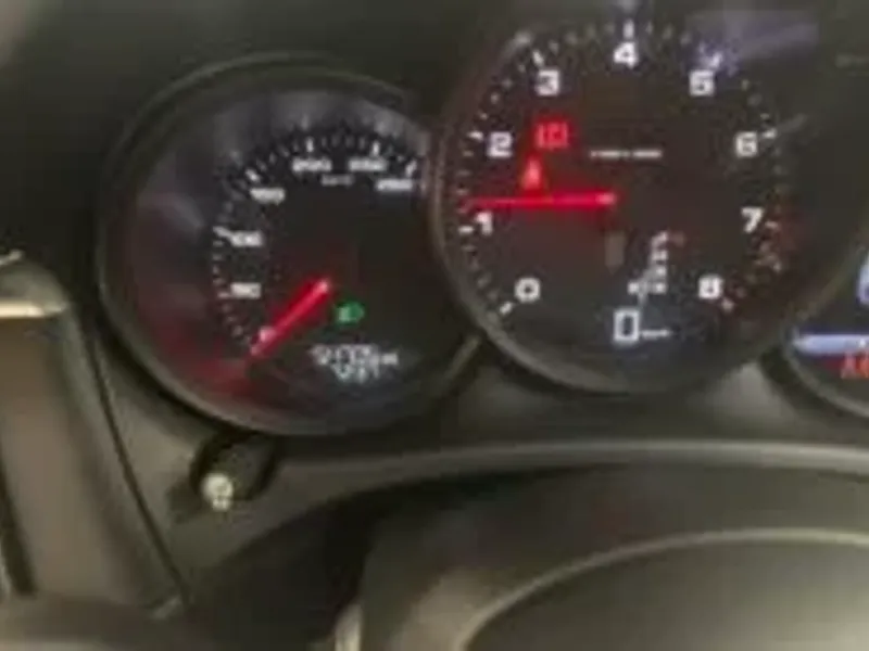 2020 Porsche Macan 2.0T 245cv