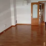 Piso en alquiler en Calle de Hernán Cortés 14