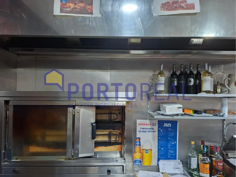 Trespasse Pastelaria em Fânzeres