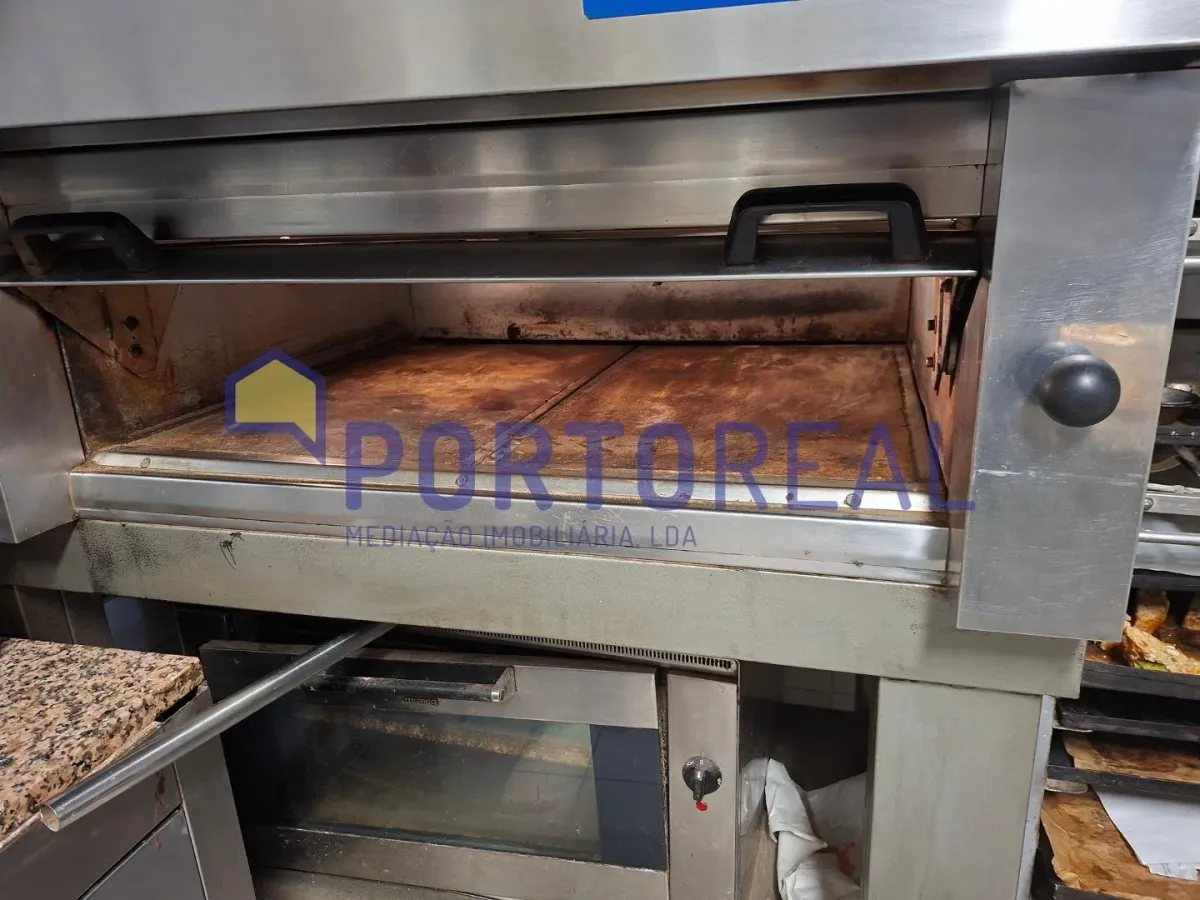 Trespasse Pastelaria em Fânzeres