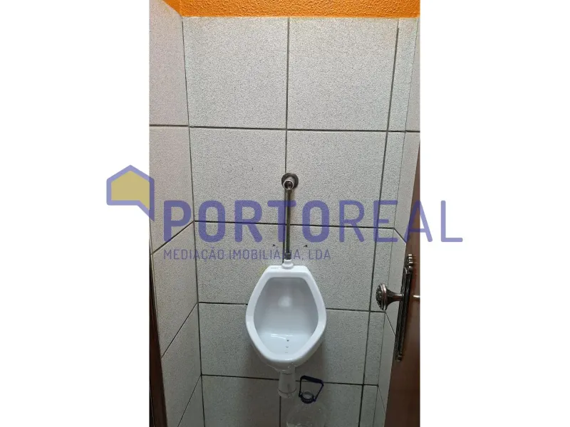 Trespasse Pastelaria em Fânzeres