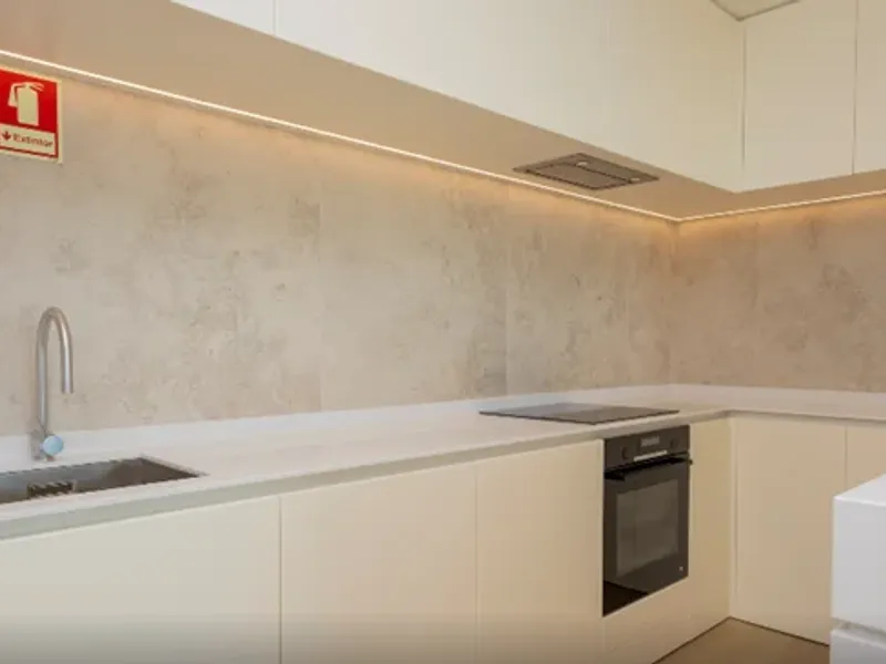 Luxury Apartment of Modern Elegance with Stunning Panoramic Ocean Views in Lagos – Algarve, For Sale!