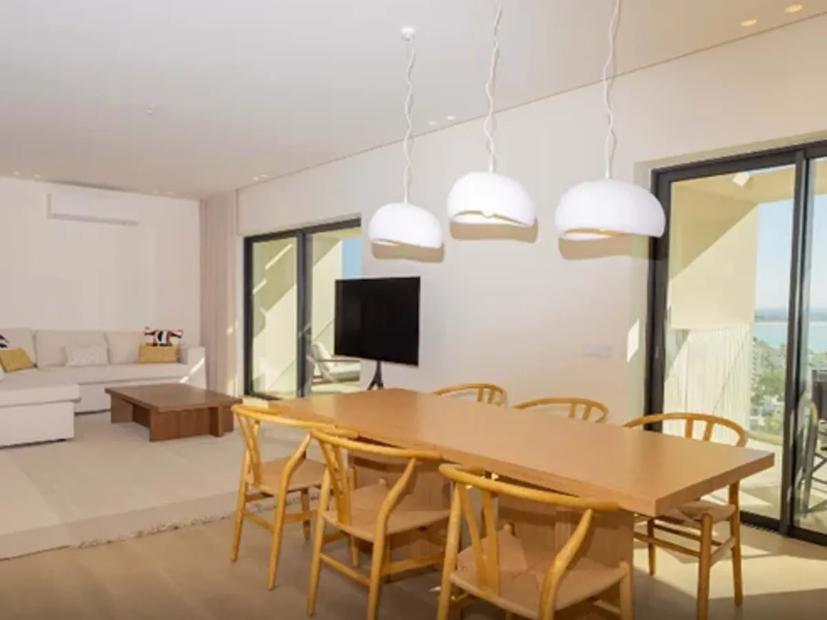 Luxury Apartment of Modern Elegance with Stunning Panoramic Ocean Views in Lagos – Algarve, For Sale!