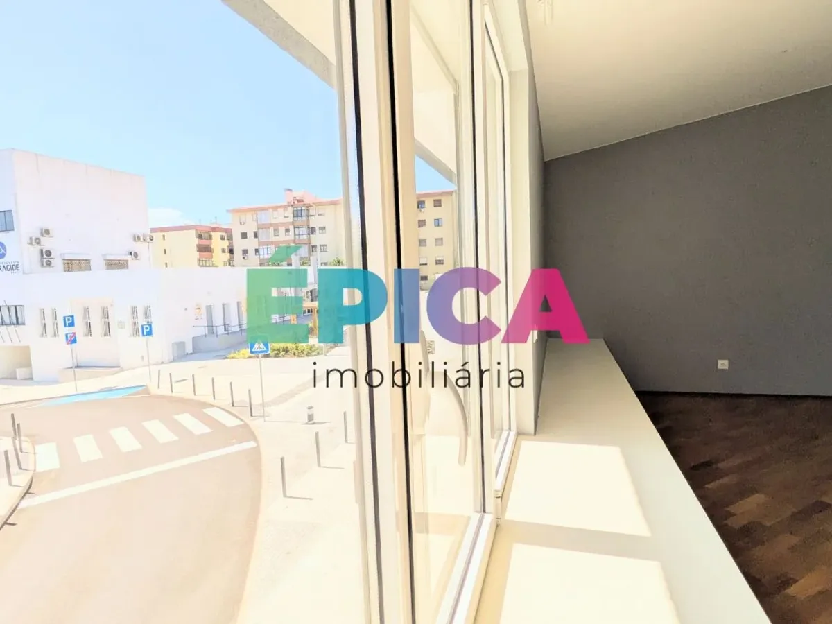 Moradia T6+2 Alfragide