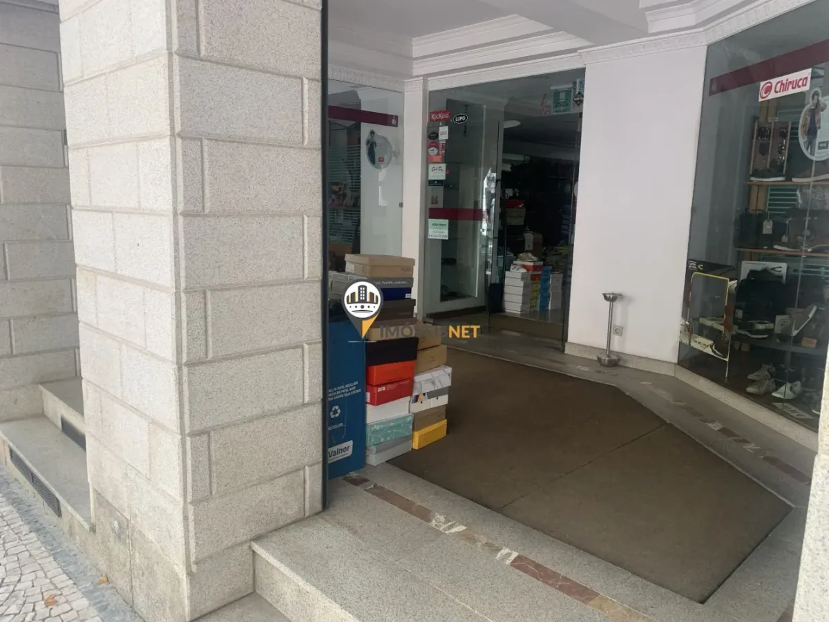 Loja, Castelo Branco, Av. 1 Maio, Castelo Branco