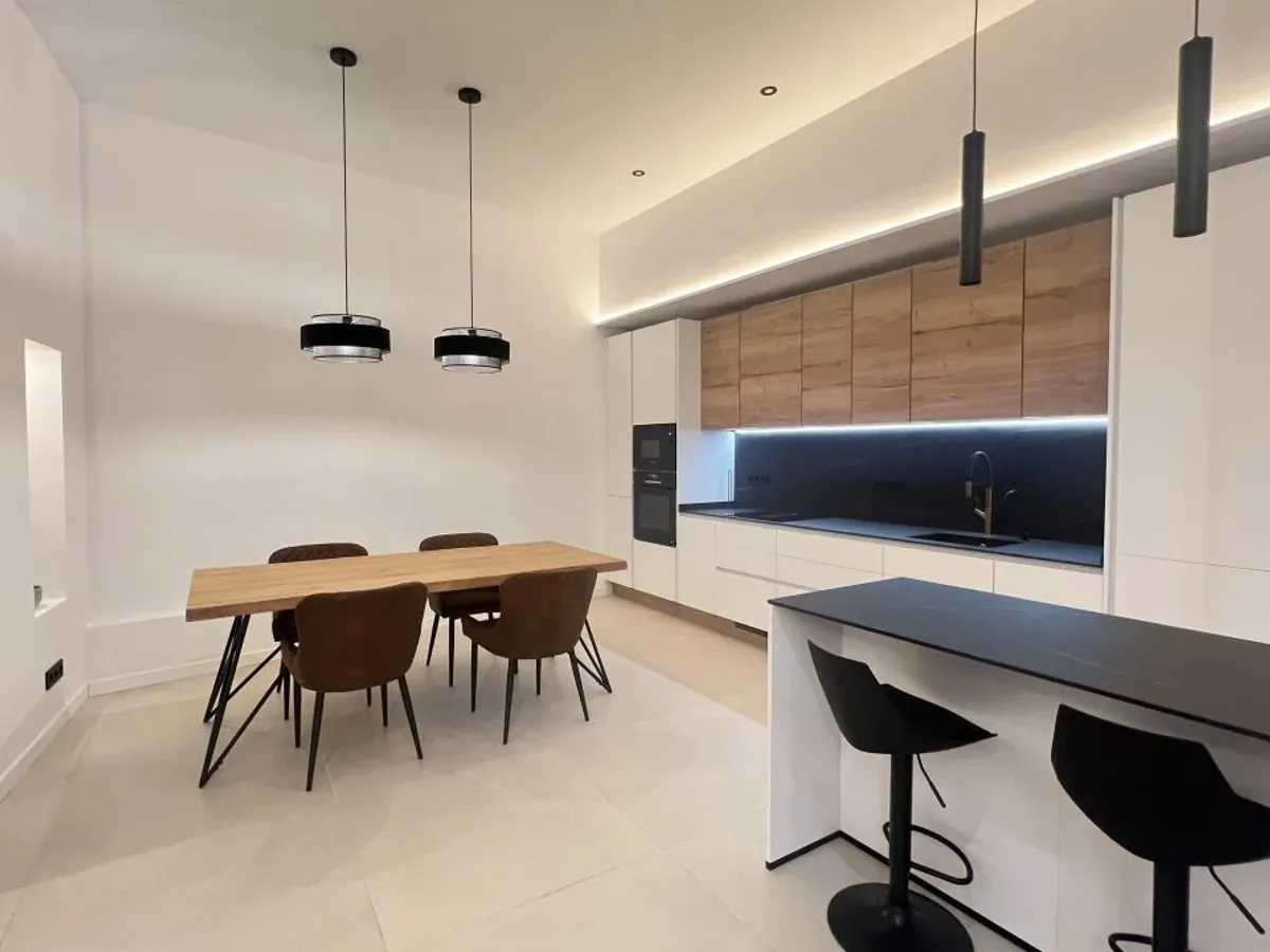 PLANTA BAJA DE DISEÑO EN EL CENTRO DE INCA