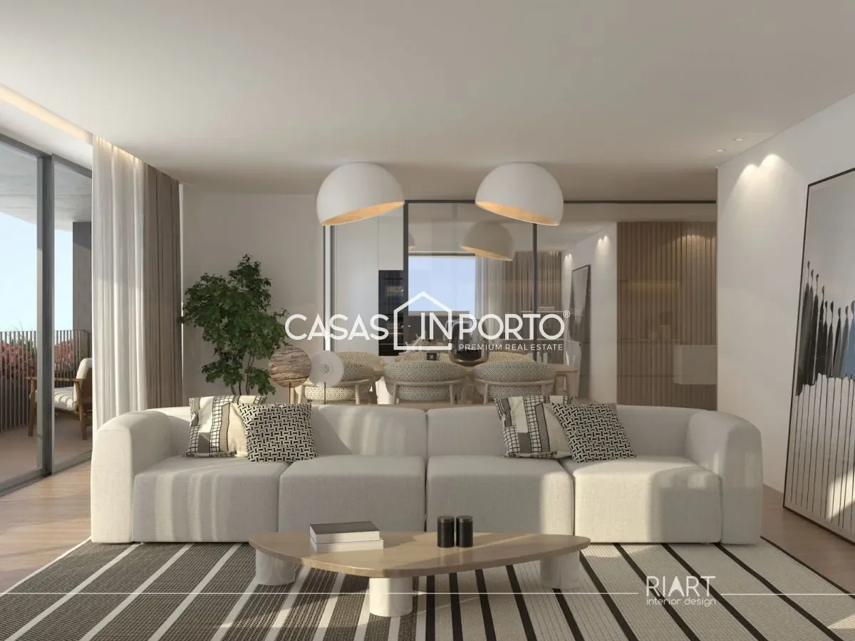 T2 Último Piso com varanda - Matosinhos Sul