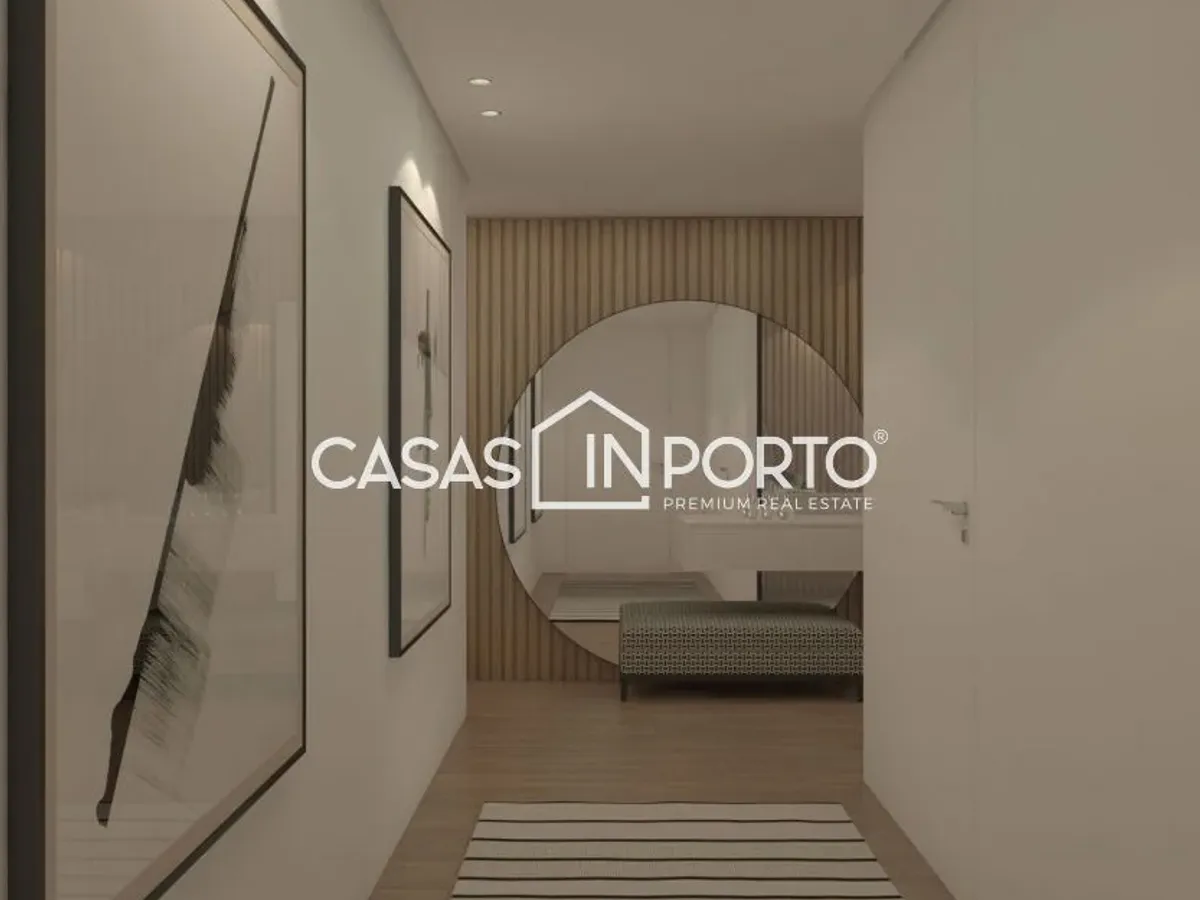 T2 Último Piso com varanda - Matosinhos Sul