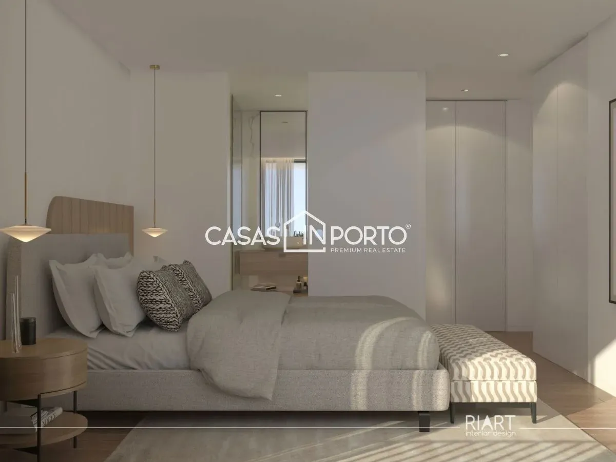 T2 Último Piso com varanda - Matosinhos Sul