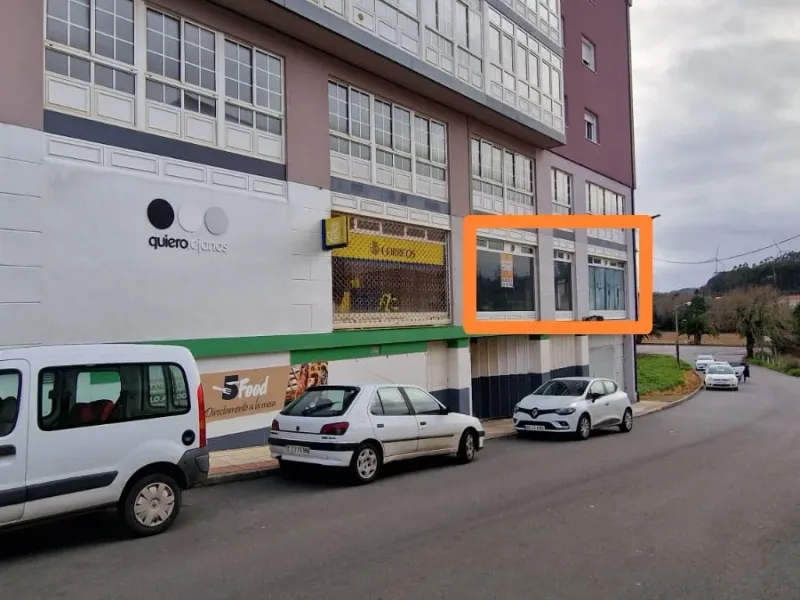 Local adaptado para un gimnasio en Obispo Romero s/n