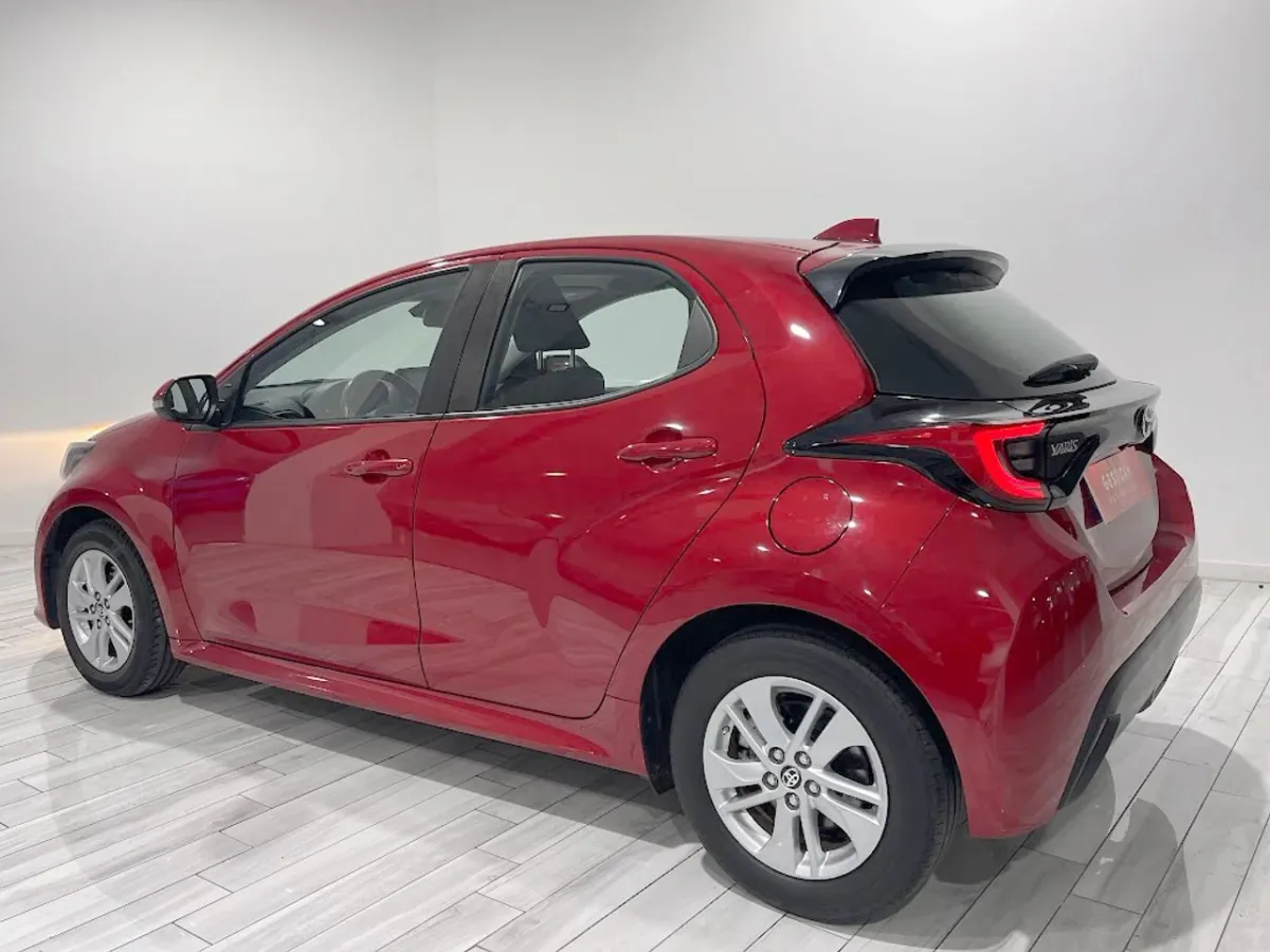 Toyota Yaris 1.5 120H Active Tech G5535